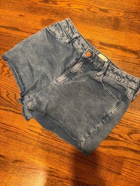 Universal Thread Blue Denim High-Rise Jean Shorts